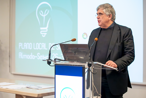 Assinado compromisso para plano local de saúde