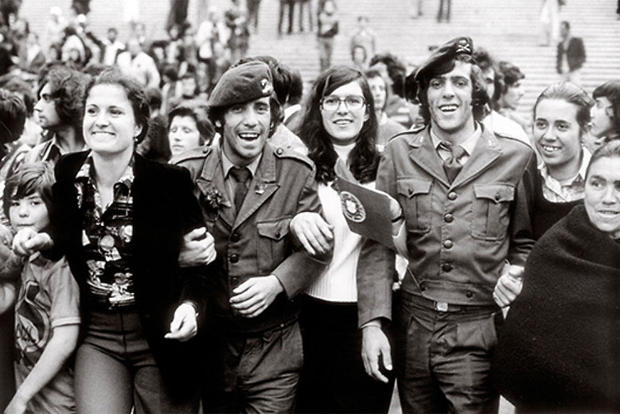 Pormenor da imagem promocional da exposição «Eduardo Gageiro - 40 Fotos nos 40 Anos do 25 de Abril» 