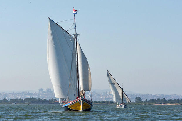 Embarcações na Baía do Seixal