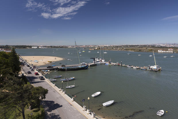 Baía do Seixal e Estação Náutica