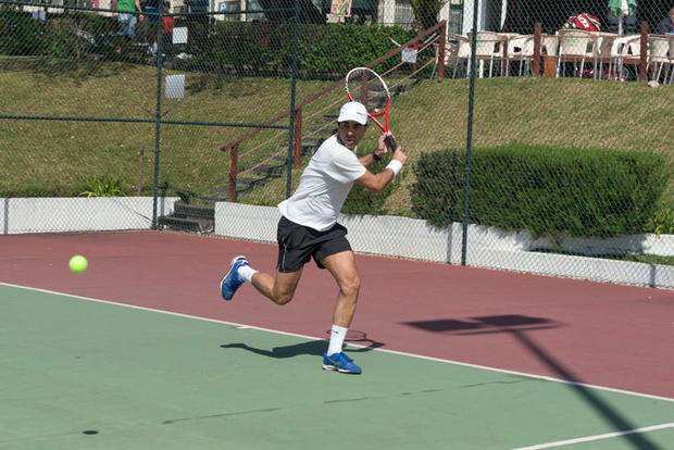 Ténis no Brasileiro-Rouxinol