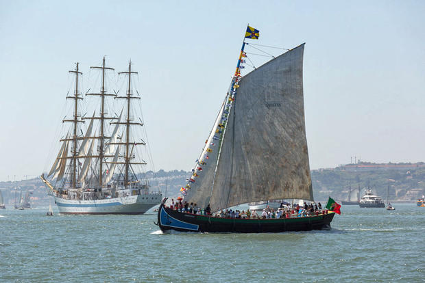 Varino «Amoroso» a navegar no Tejo