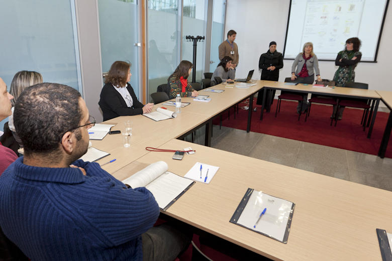 Formação sobre cultura cigana nos serviços centrais da Câmara Municipal do Seixal