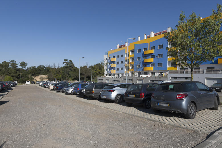 Urbanização e estacionamento