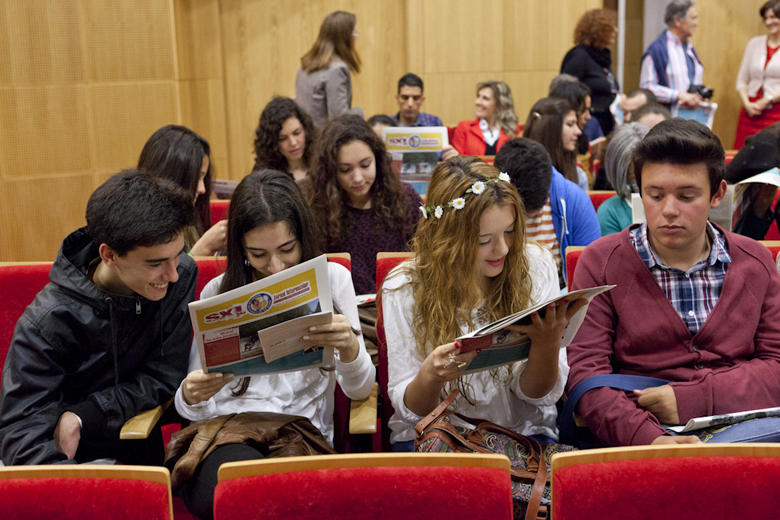 Jornal interescolar no Auditório dos Serviços Centrais