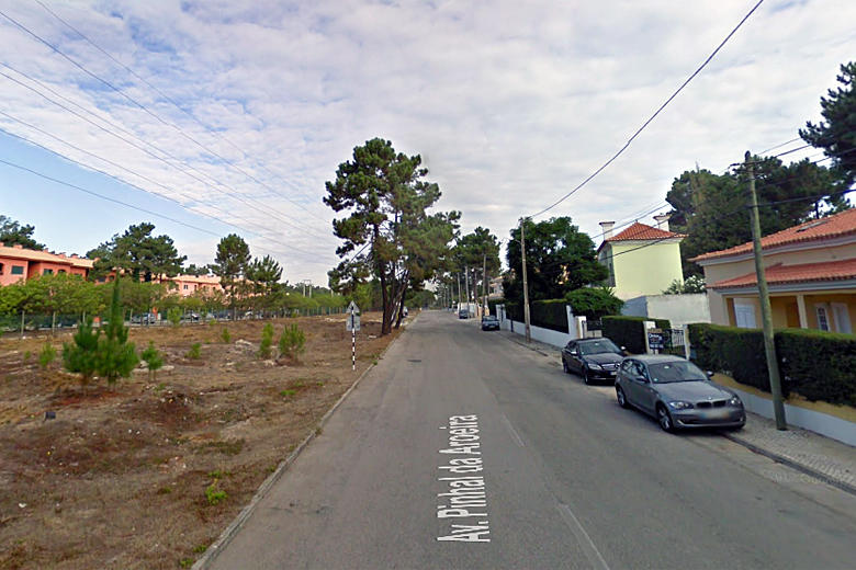 Avenida Pinhal da Aroeira, em Verdizela, Corroios