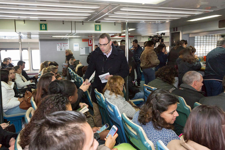 Ação nos transportes fluviais
